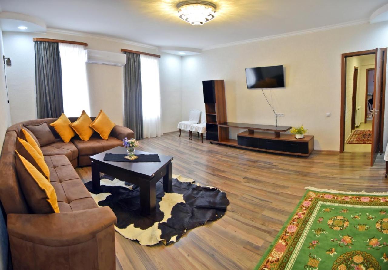 Robo Apartment Тбилиси Экстерьер фото